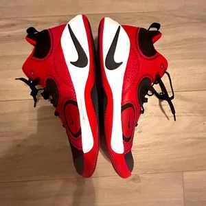 nike red shoes